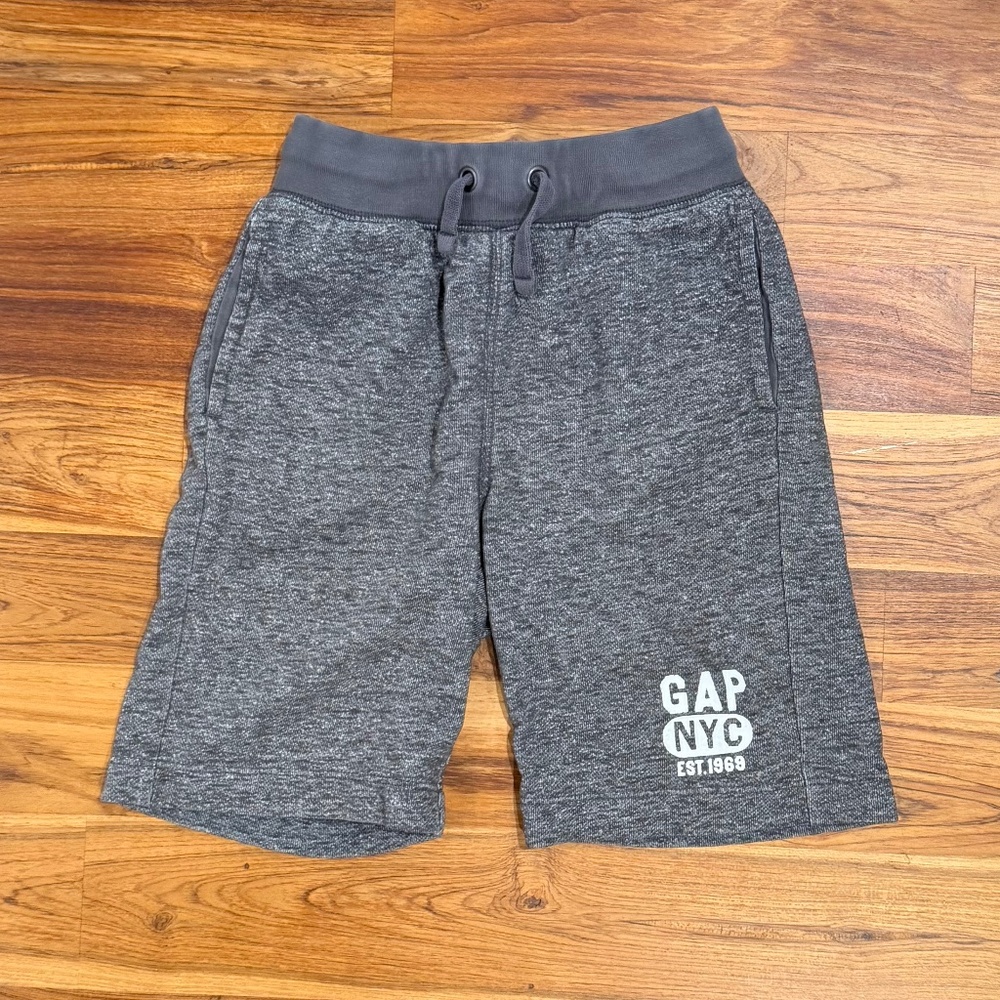 Gap Kids 7” Heathered Gray Logo Shorts Size Small (6/7)